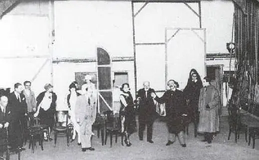 Al teatro Edouard VII con &quot;Sei personaggi in cerca d'autore&quot; (fonte Wikipedia)