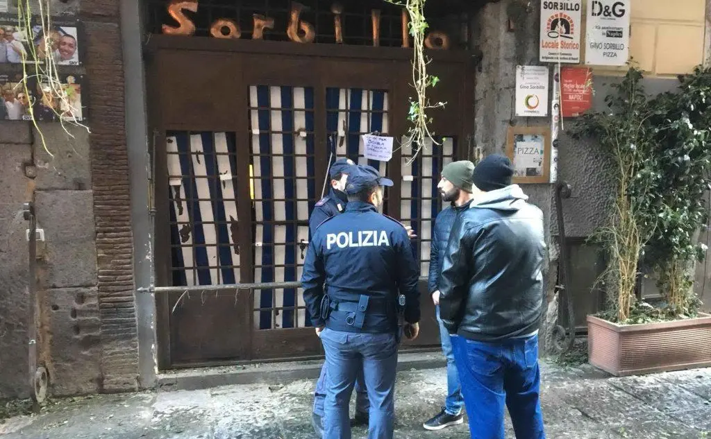 Sul posto le forze dell'ordine