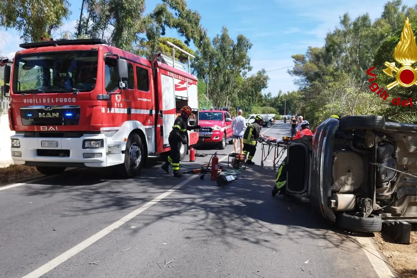 L'incidente ad Alghero (foto vigili del fuoco)