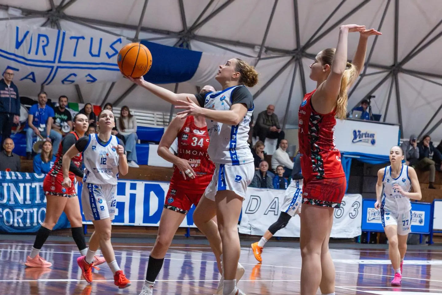 Serafhyma Tykha, giocatrice della Virtus (foto Amerigo Pani)