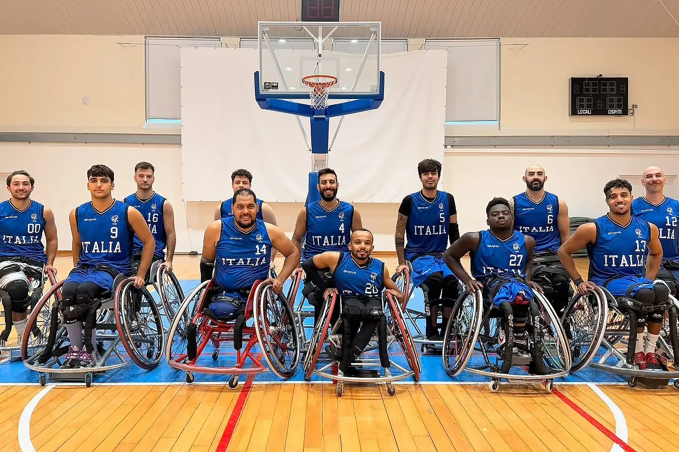 L'Italia di basket in carrozzina: col numero 4 Papi col 12 Ghione