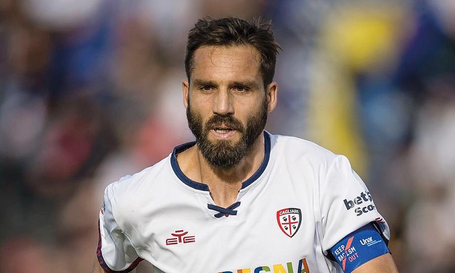 Pavoletti saluta il Cagliari: «Dopo tante battaglie siamo giunti al termine»