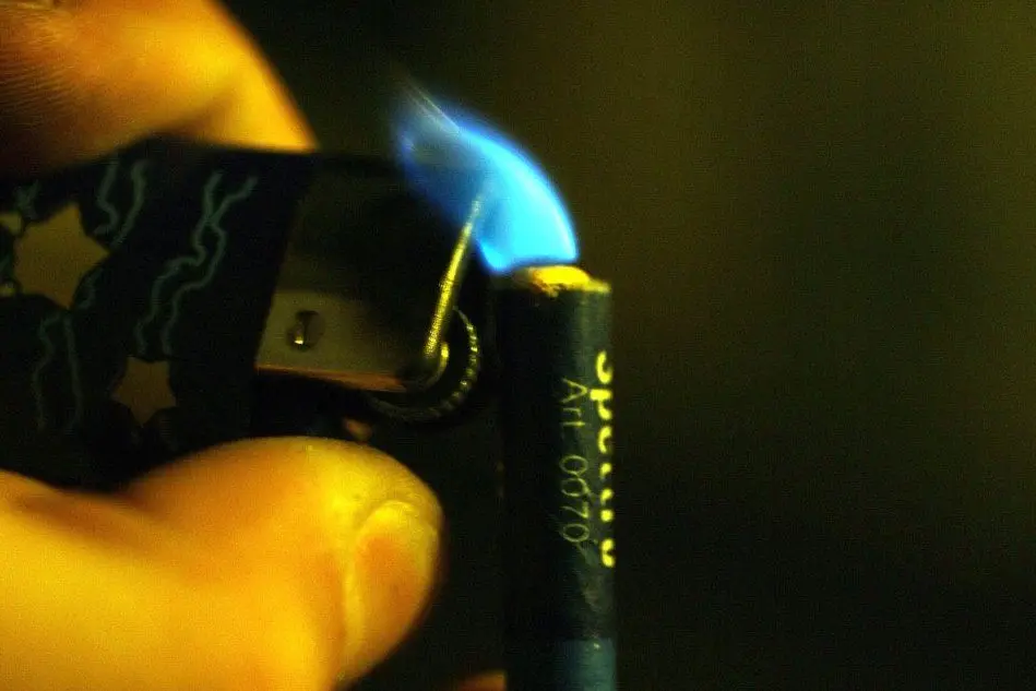 L'accensione di un petardo