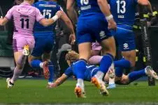 La meta di Lynagh contro la Scozia