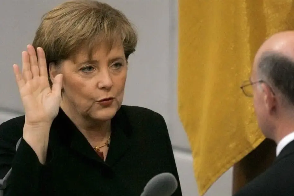 #AccaddeOggi: il 22 novembre del 2005 Angela Merkel diventa per la prima volta cancelliera tedesca (Ansa)