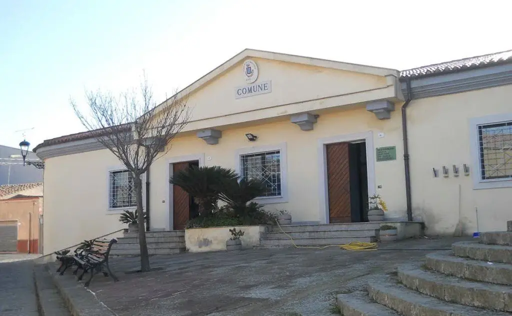 Il municipio di Semestene (L'Unione Sarda - Caria)