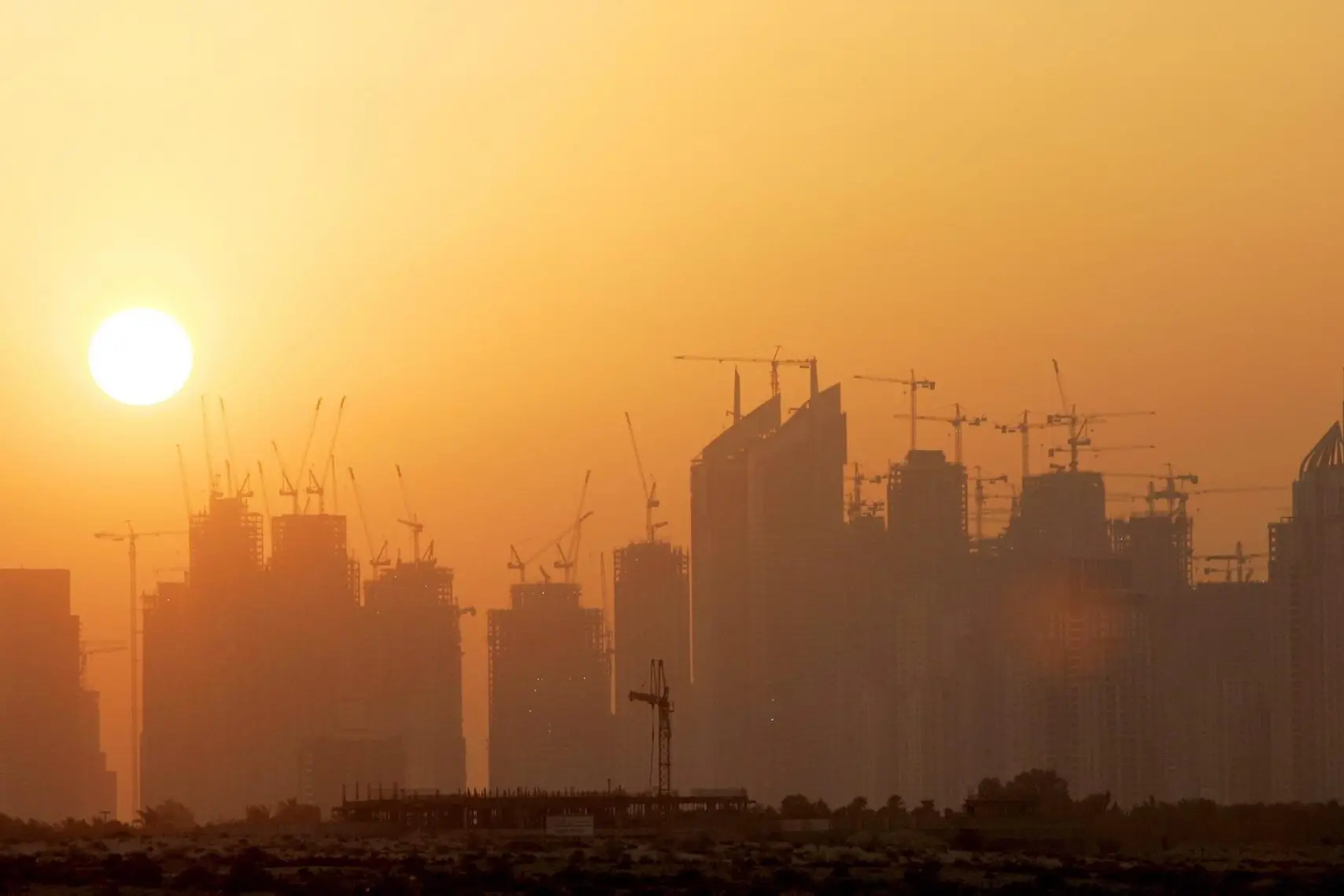 Tramonto a Dubai (Ansa)