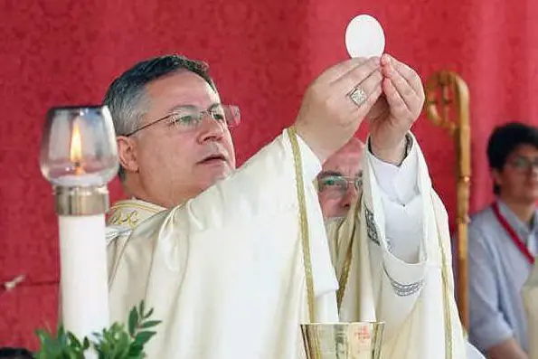 Il vescovo di Ales-Terralba padre Roberto Carboni