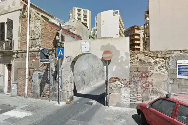 Il portico di Palabanda (Google Maps)