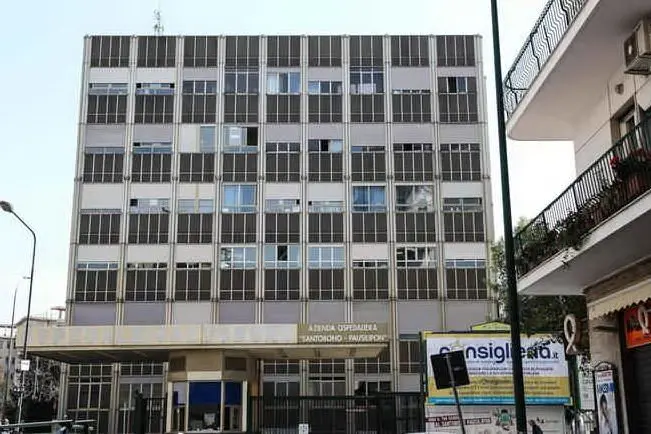 L'ospedale Santobono di Napoli (Ansa)