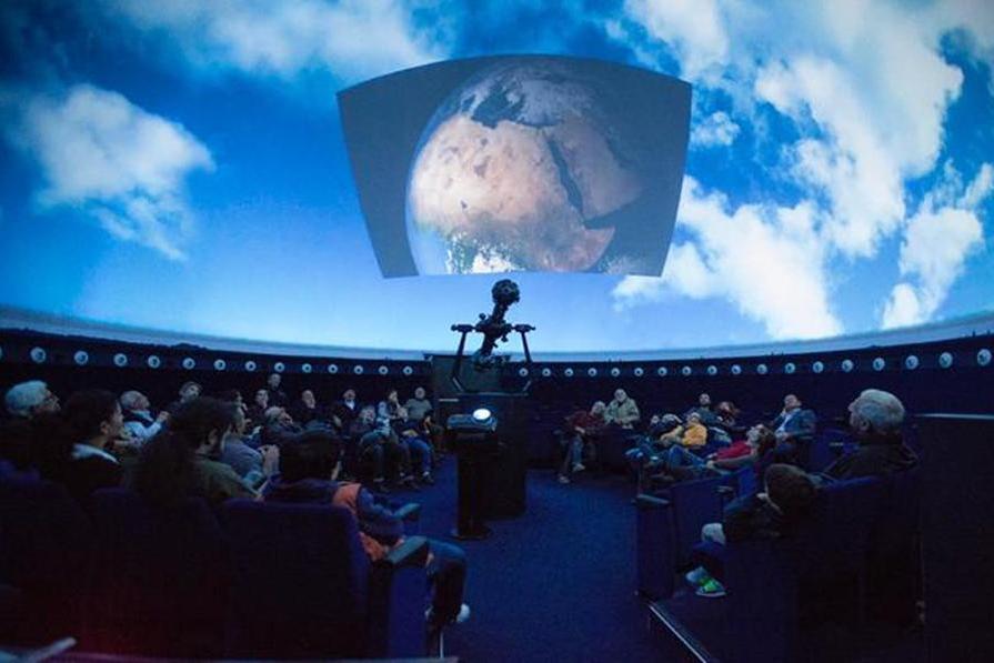 Il Planetario dell'Unione Sarda (foto da google)