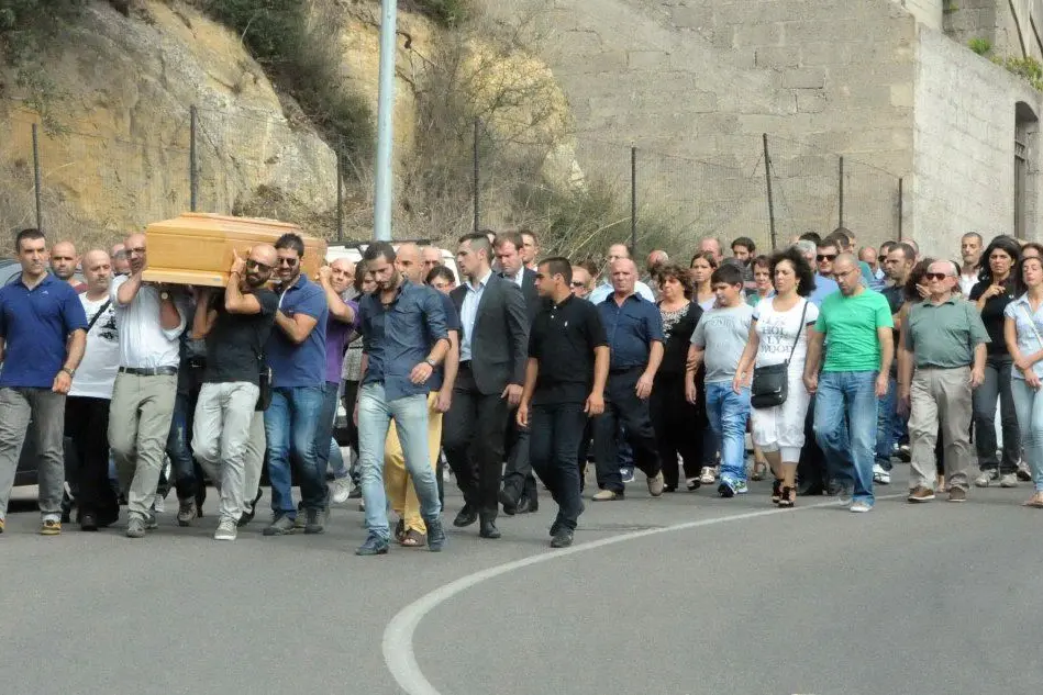 I funerali di Luigi Mereu - foto Locci