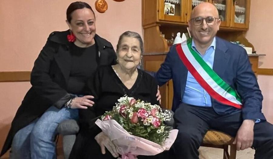 Festa per i cent’anni di tzia Grazia Fenu