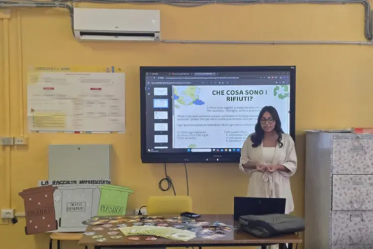 Lezione di educazione ambientale a Porto Torres (foto concessa)