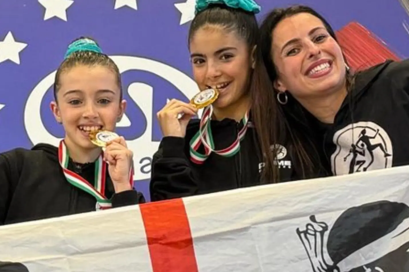 Melis e Deiana con la loro insegnante