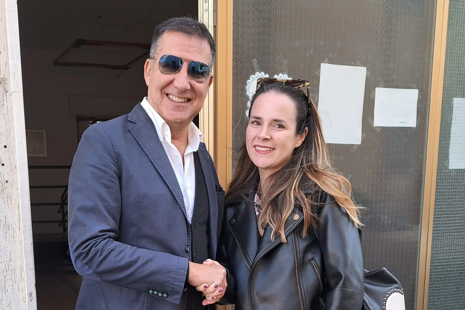 Il sindaco Pietro Pisu con la nuova pediatra di Quartucciu, la dottoressa Alessandra Cirina