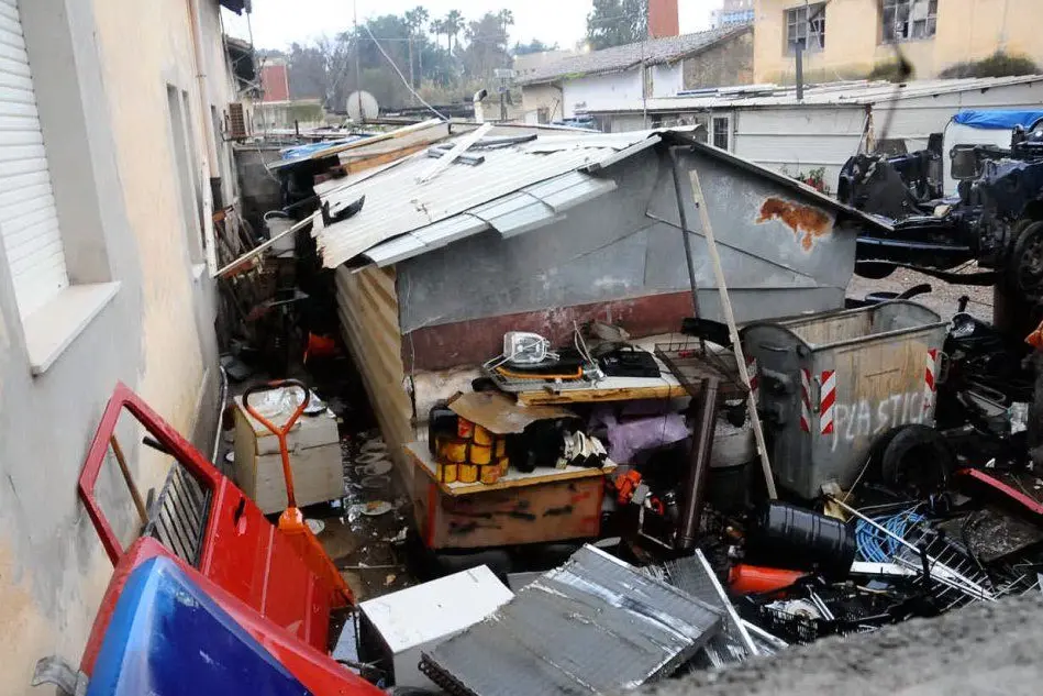 Un campo nomadi di Oristano