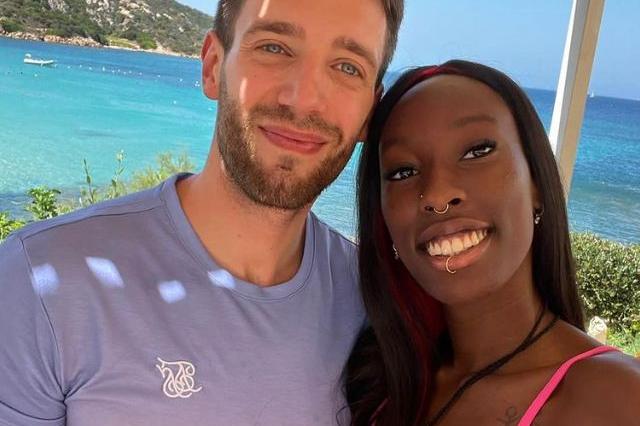Paola Egonu, vacanza romantica in Sardegna per la star del volley azzurro
