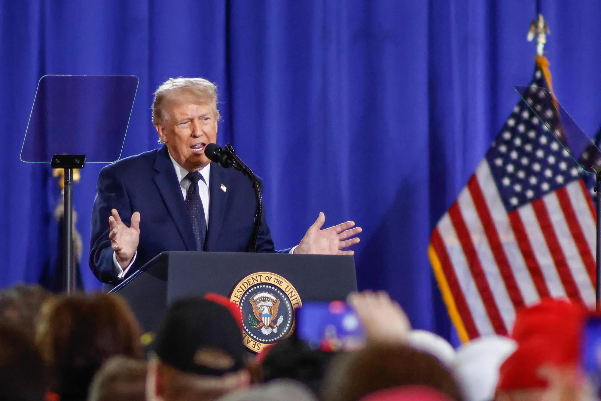 epa12985533 US President Donald Trump delivers remarks during a rally in Suffern, New York, USA, 22 May 2026. EPA/KENA BETANCUR