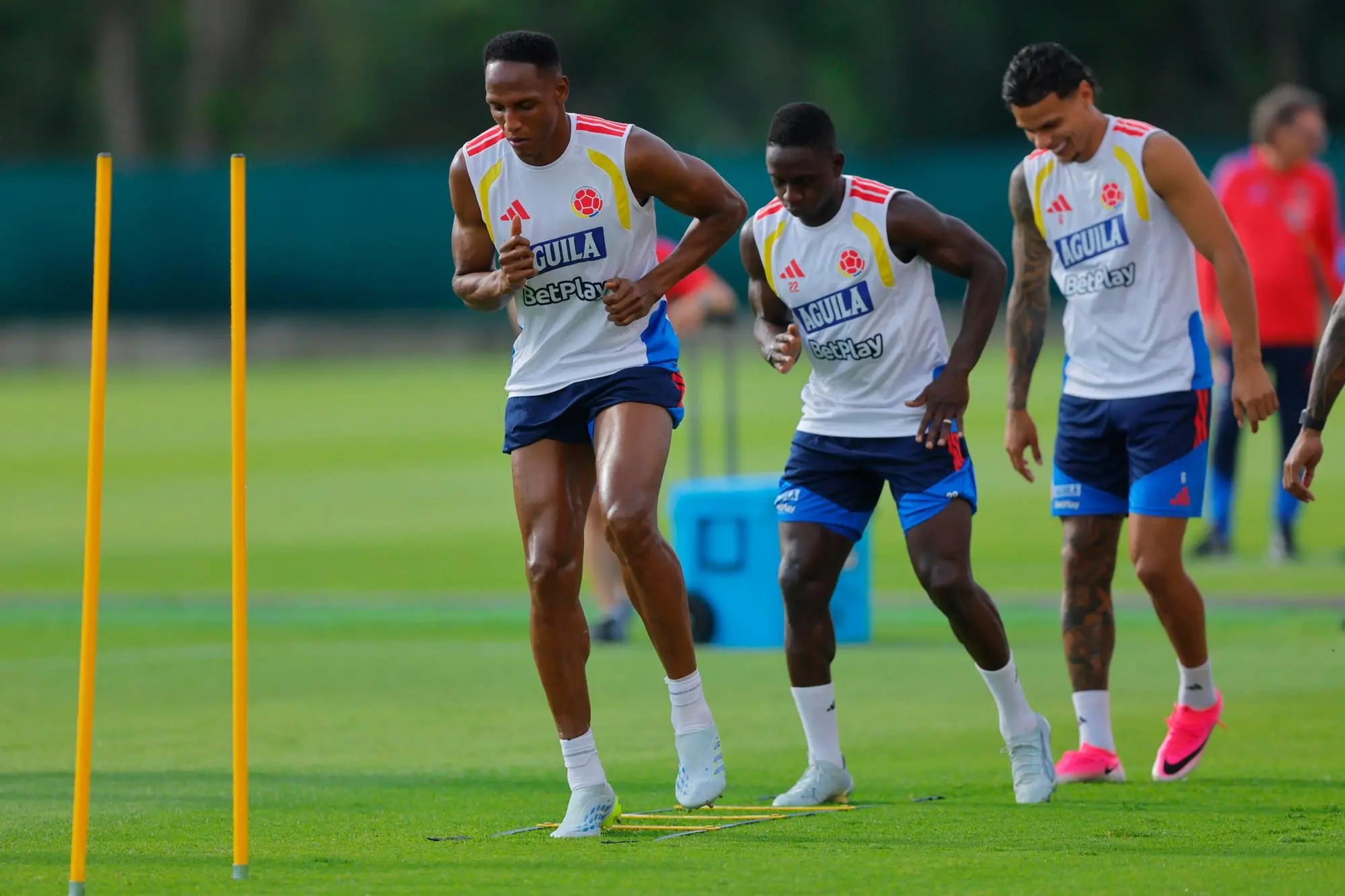 Yerry Mina in allenamento con la Colombia (foto Ansa)