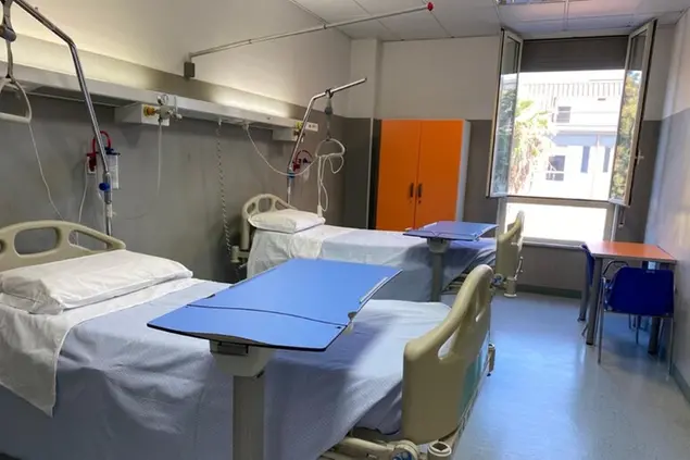 La stanza di un ospedale (archivio L'Unione Sarda)