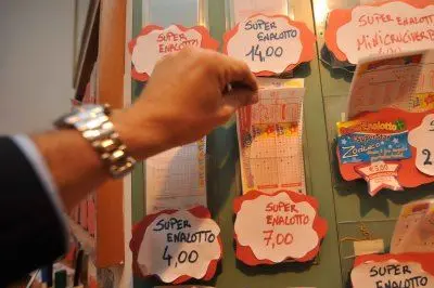 Una ricevitoria del superenalotto