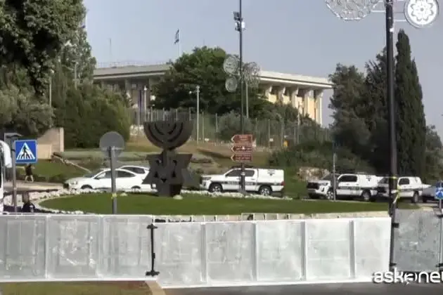 Israele, la Knesset approva tribunale militare per autori 7 ottobre