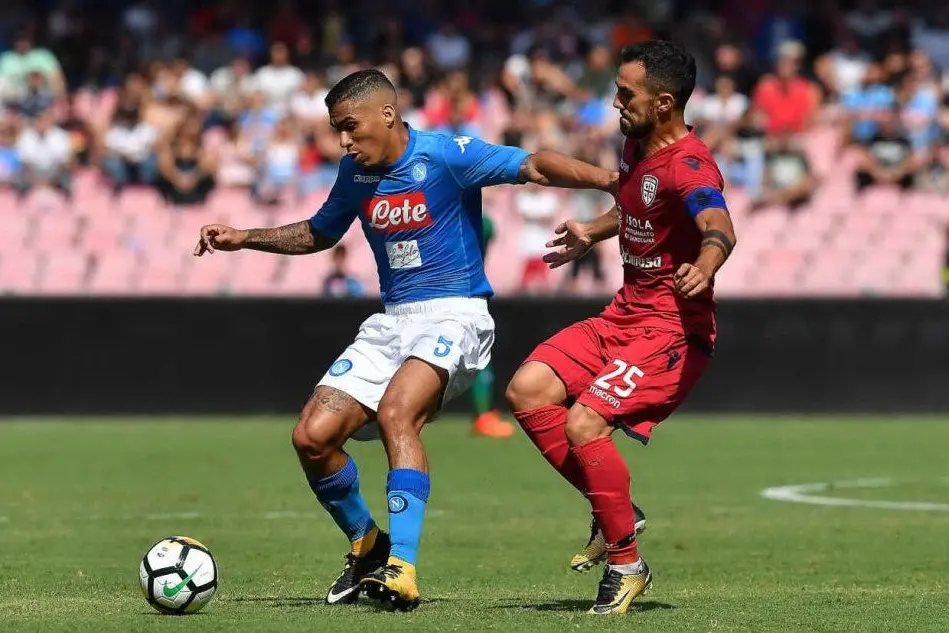 Napoli-Cagliari, un momento della partita