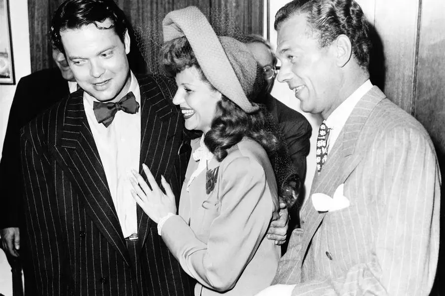 Con Rita Hayworth e Joseph Cotten (foto Wikipedia)