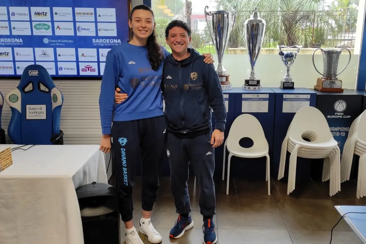 Sara Toffolo col coach Dinamo Restivo (foto G. Marras)