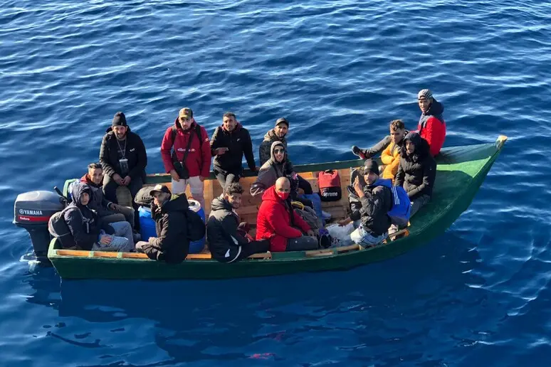 Migranti (foto Ansa)