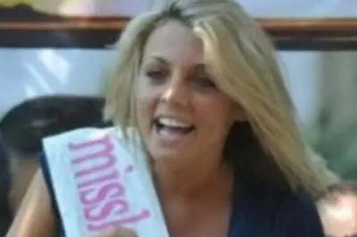 Gaia con la fascia di &quot;Miss lesbica 2010&quot;