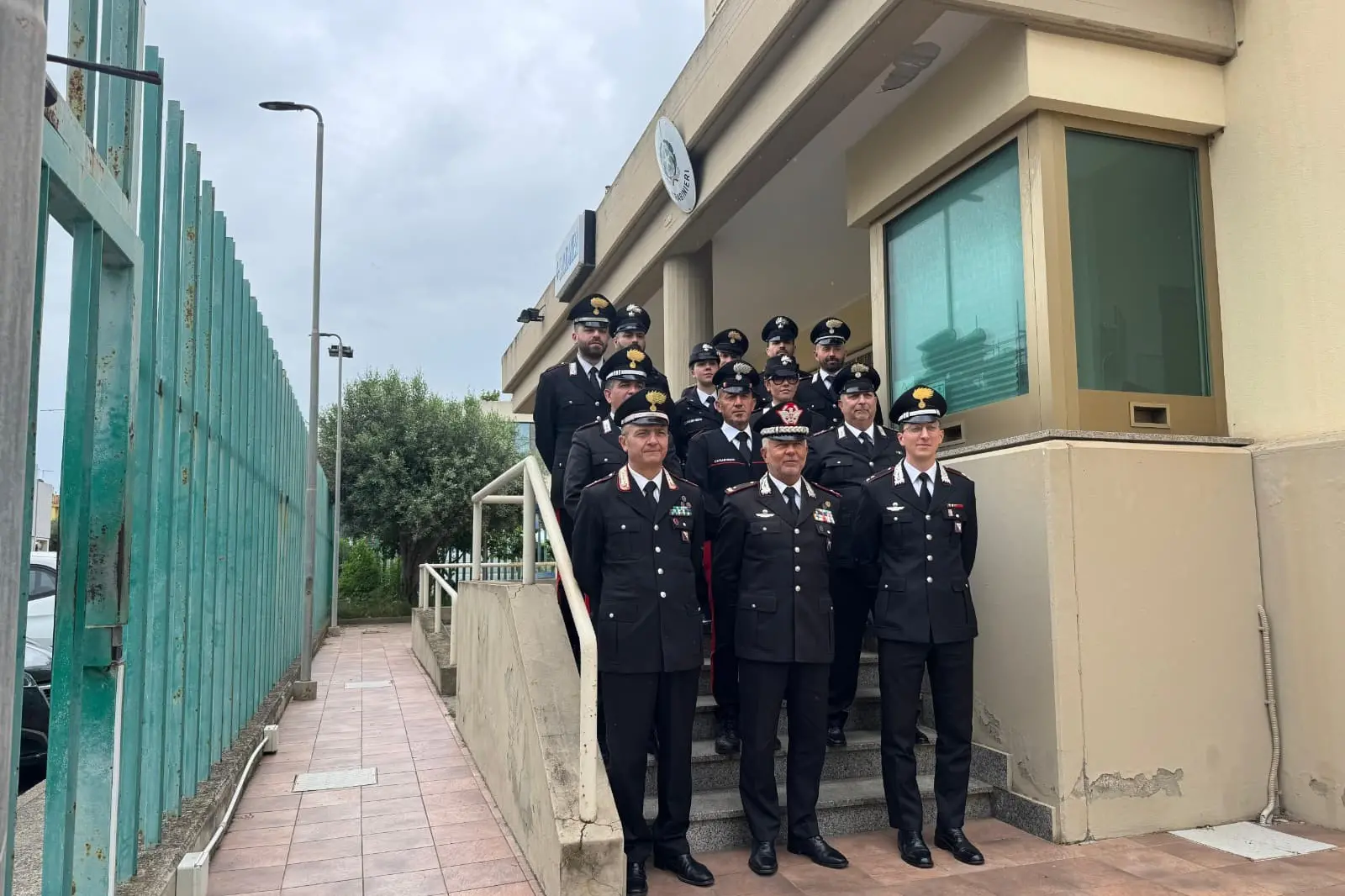 Il generale Grasso alla stazione dei carabinieri di Selargius
