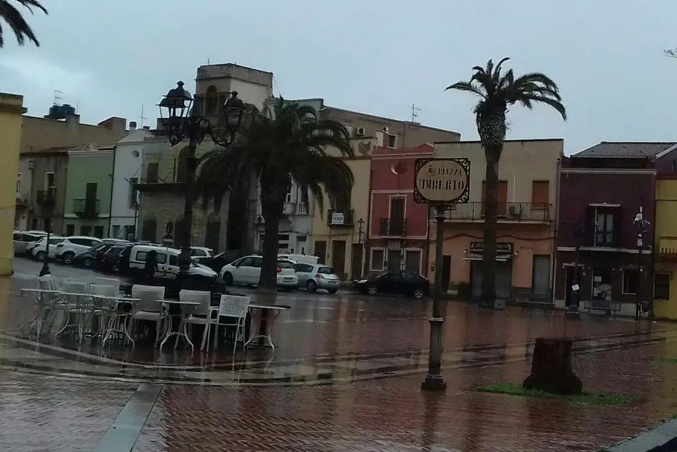 Piazza Umberto a Sant'Antioco (L'Unione Sarda - Scano)
