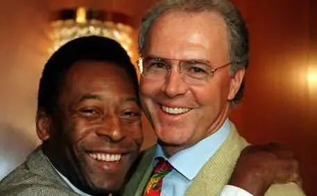 Con Pelè