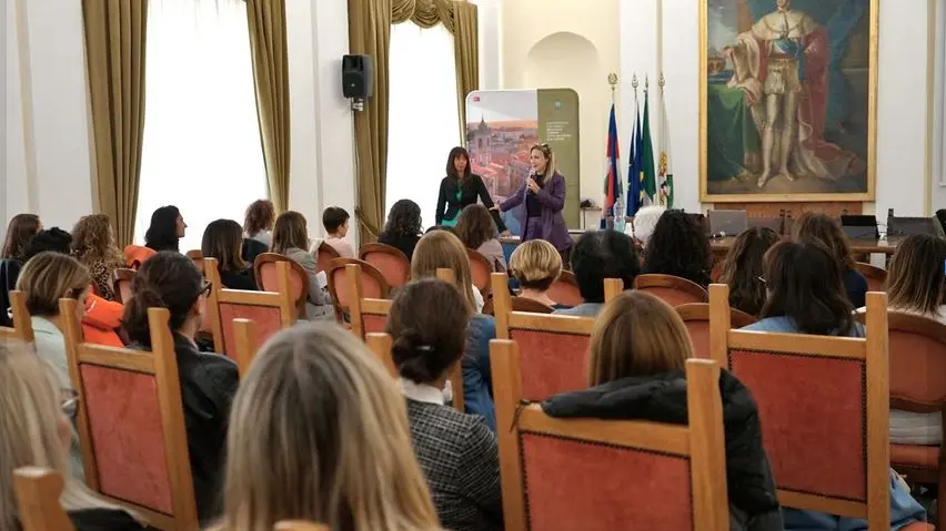 https://immagini.unionesarda.it/version/c:MjYyYjZiOWItZWY3MS00:YjNjMDgzNTEtZDA4MC00/image.webp?f=16:9