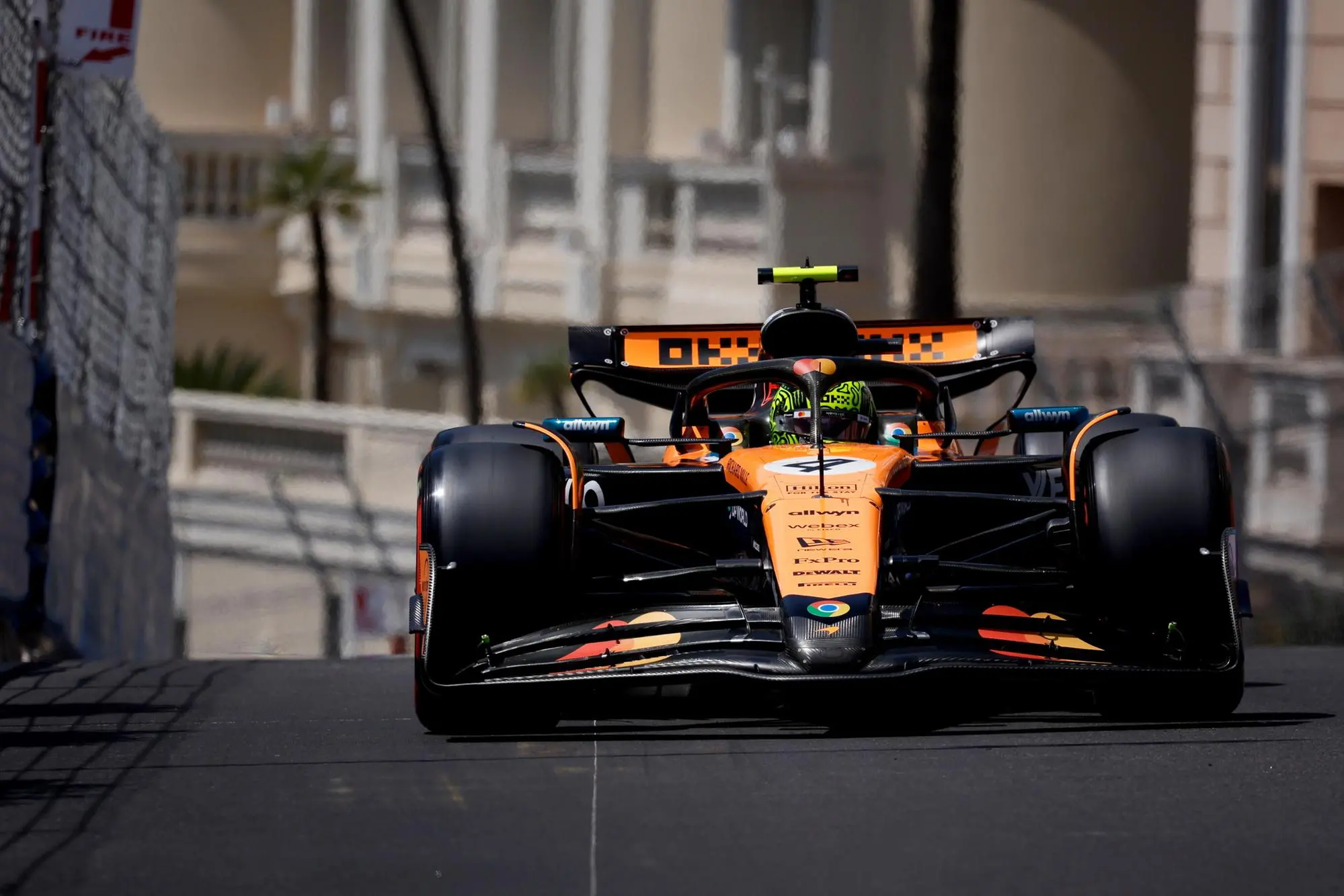 Lando Norris nelle qualifiche del Gp di Monaco di Formula 1 (foto Ansa)