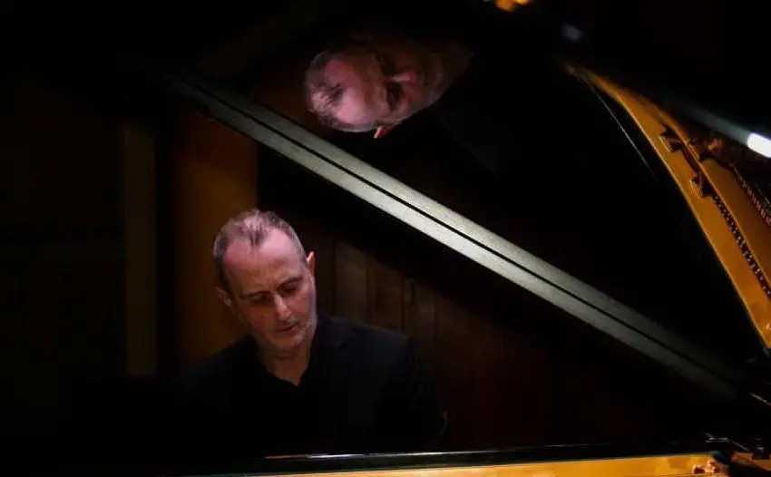 Il pianista Mancuso (foto Mariangela Pala)