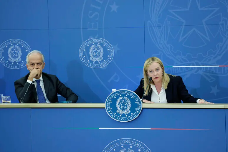 Giorgia Meloni e Matteo Piantedosi (Ansa)