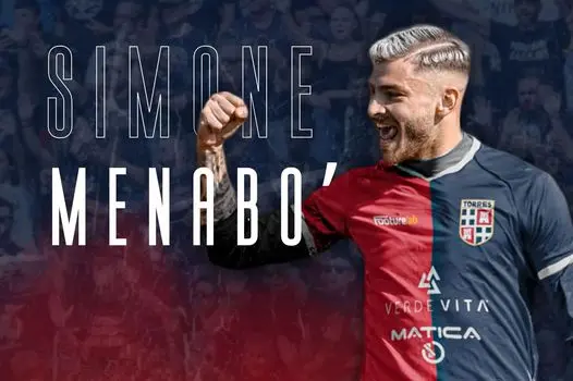 L'attaccante Simone Menabò (foto Torres)