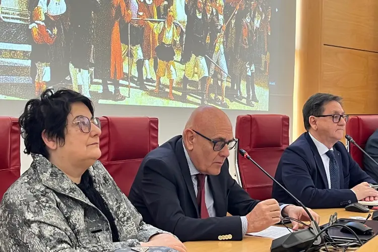 La seduta aperta in occasione de Sa die (foto Pala)