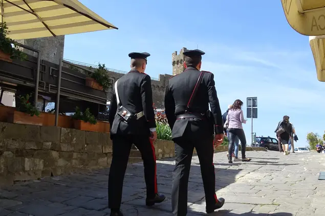 Due militari (foto carabinieri)