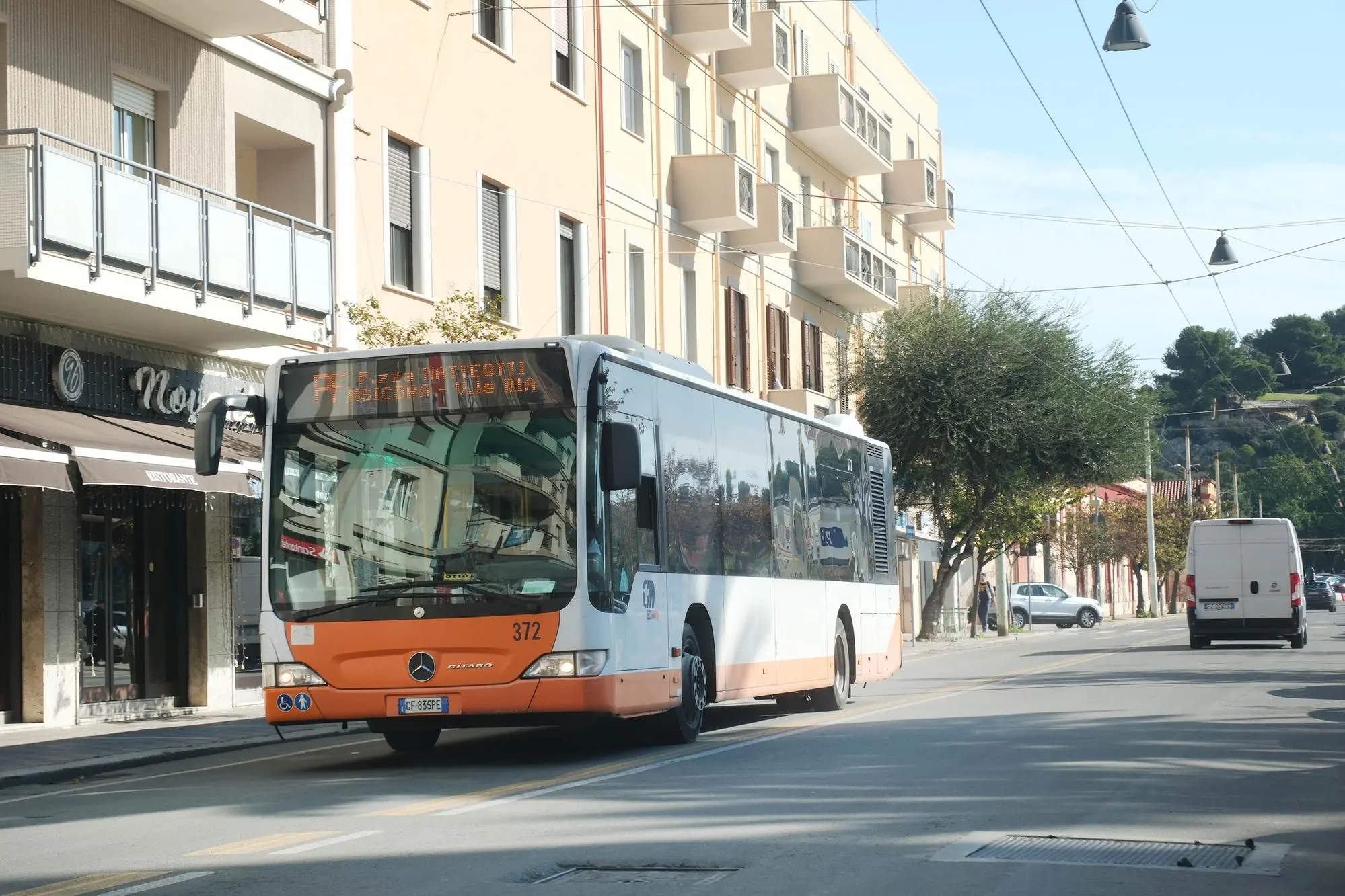 Viale Bonaria (foto Ungari)
