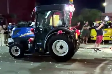 Sinnai, folla per il trasferimento dei Santi Cosma e Damiano nella loro chiesetta
