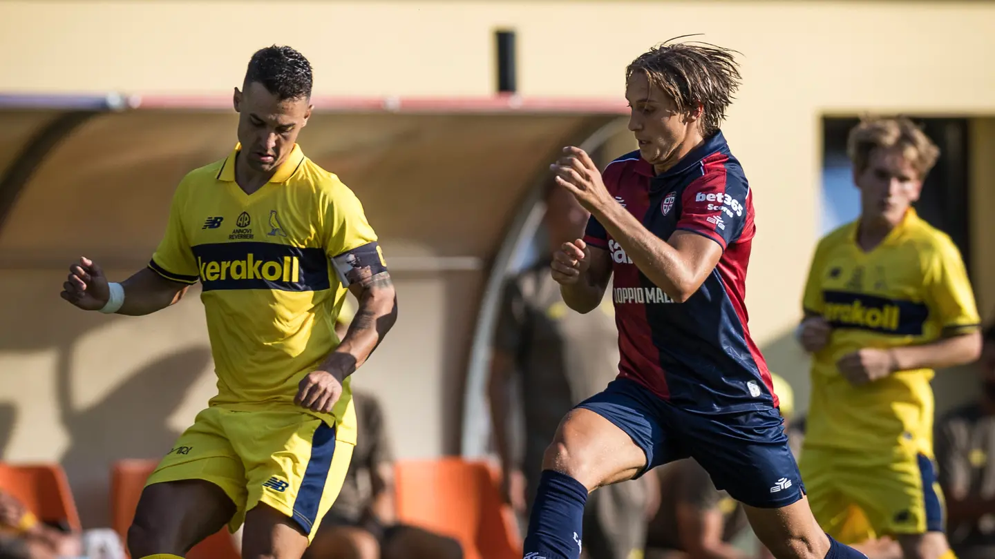 Presidente e allenatore del Cagliari parlano del potenziale di Esposito e della preparazione della squadra