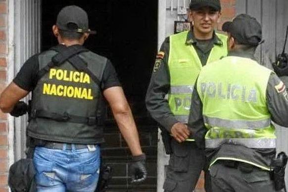 Autobomba contro accademia di polizia a Bogotà, otto morti e dieci feriti