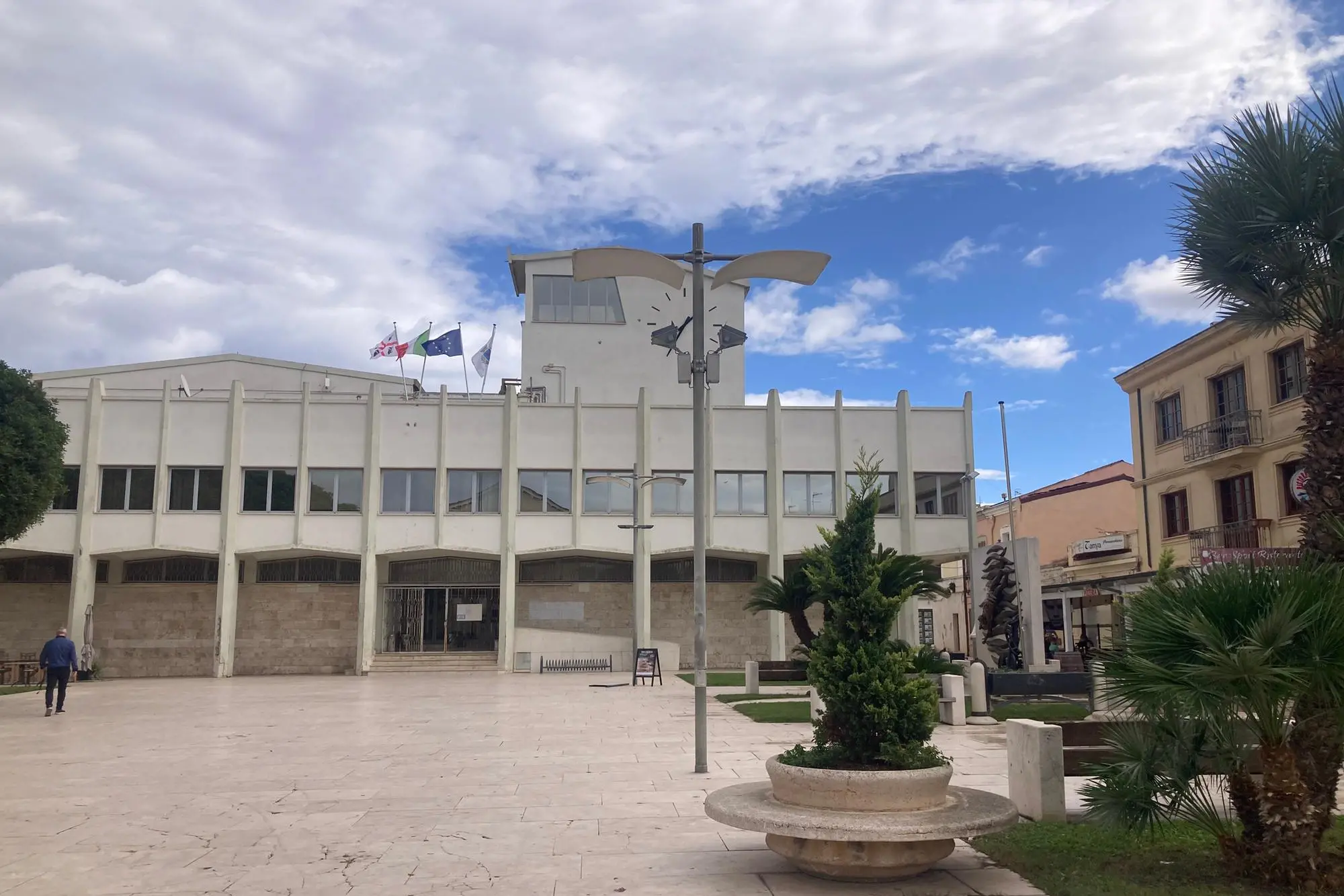 Municipio di Porto Torres (foto Pala)