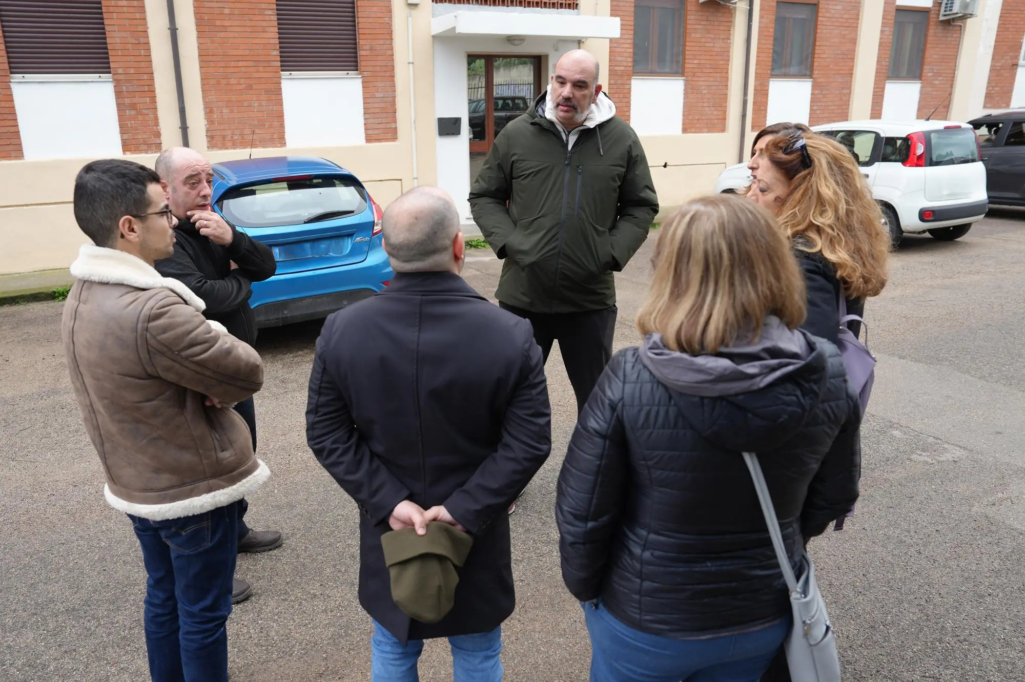 Sassari, la riunione in via Umberto Nobile (Floris)