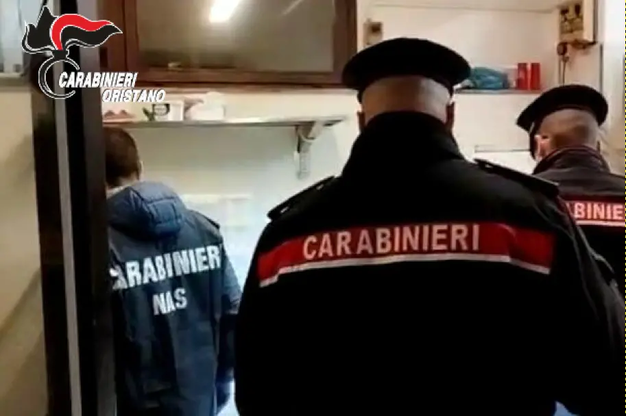 Intervento dei carabinieri del Nas