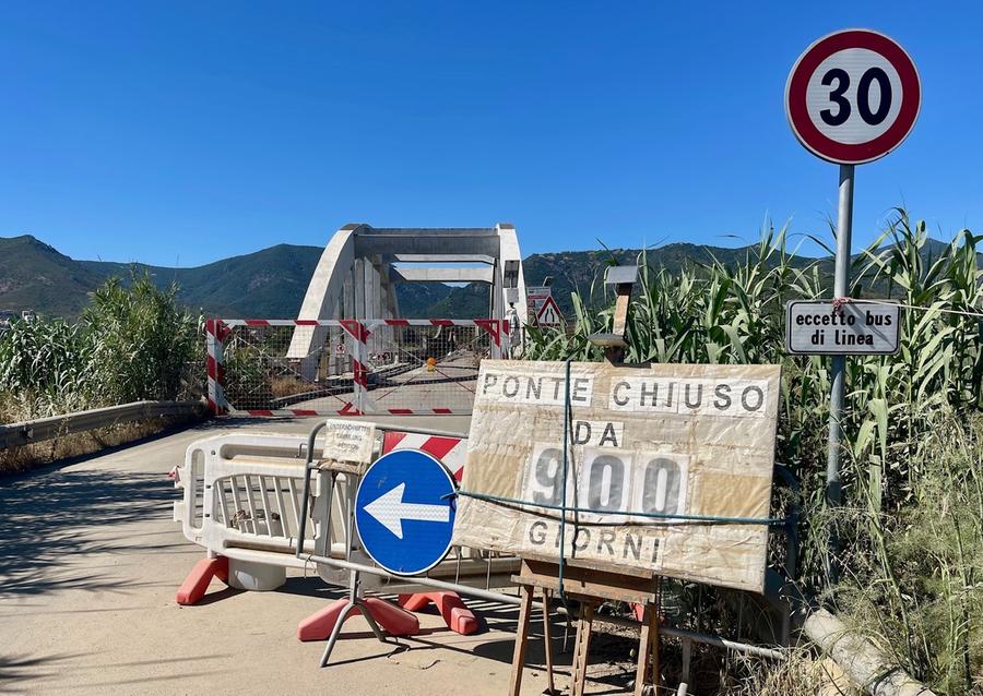 Il compleanno del ponte: chiuso da 900 giorni